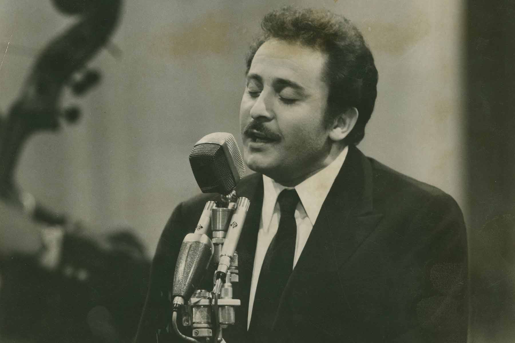 Domenico Modugno performing a song in 1962 (Photo credit: Wikimedia Commons/Touring Club Italiano)